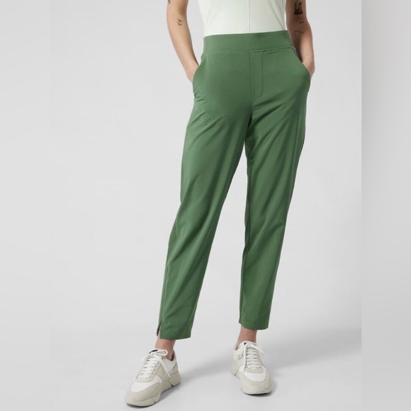 Athleta Vineyard Green Brooklyn Ankle Pant Pull On Pockets Stretch - Picture 1 of 5